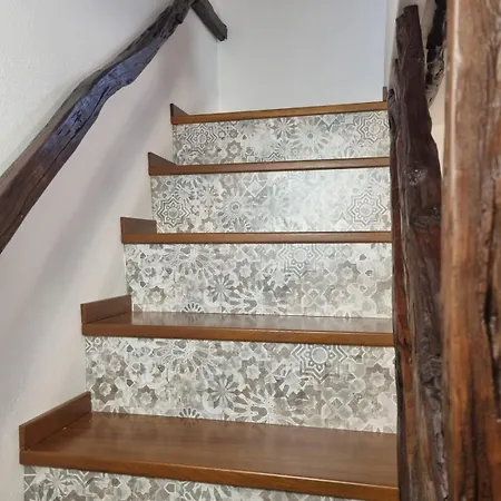度假居 Diongard House